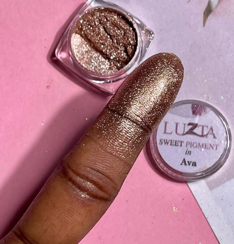 LUZTA Pigment