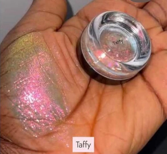 Yglam pigments